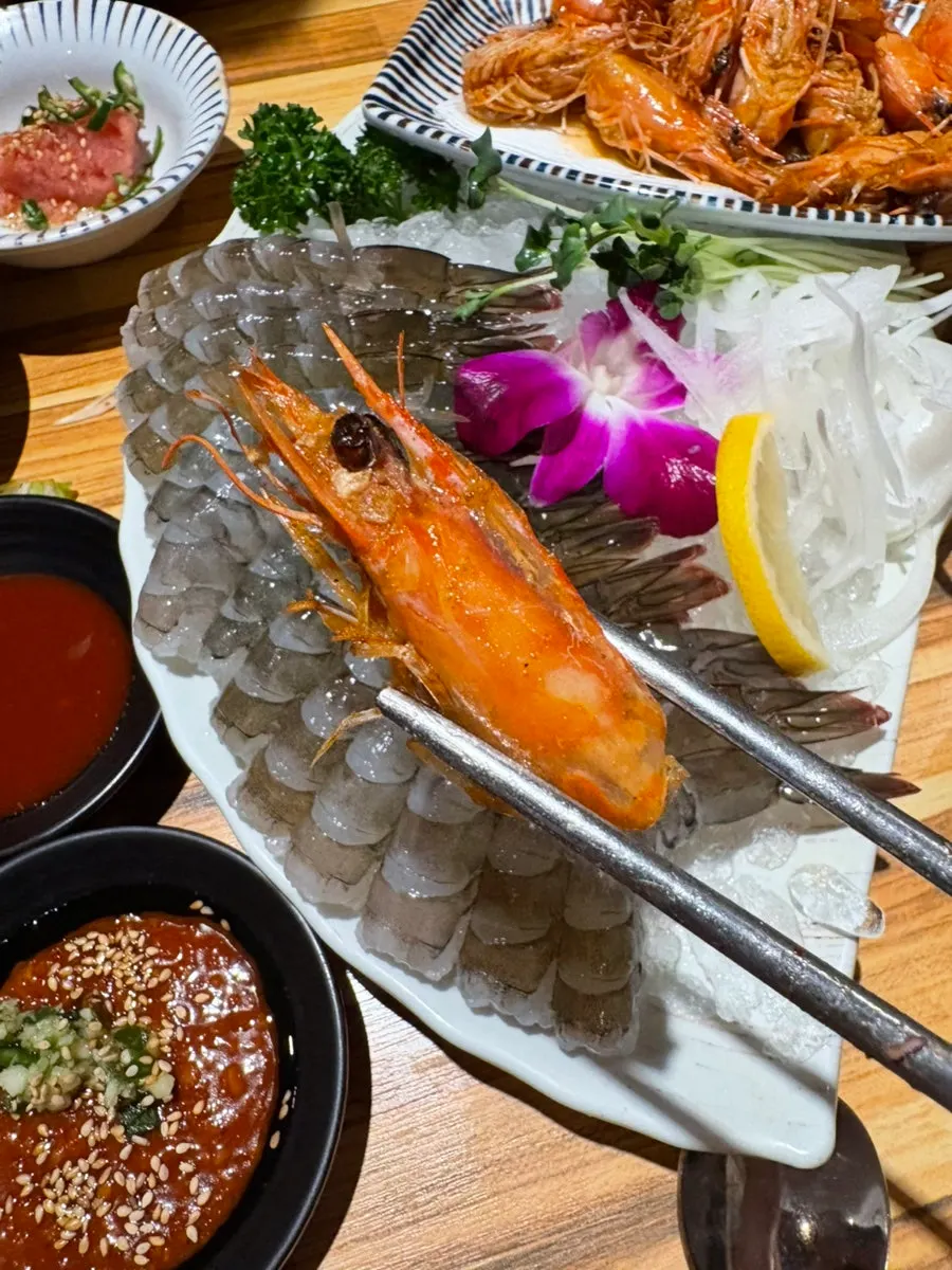 Tôm chiên đầu giòn rụm
