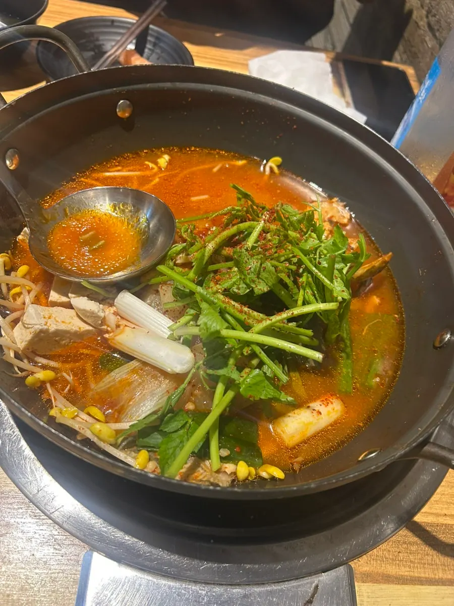 보글보글 끓는 매운탕