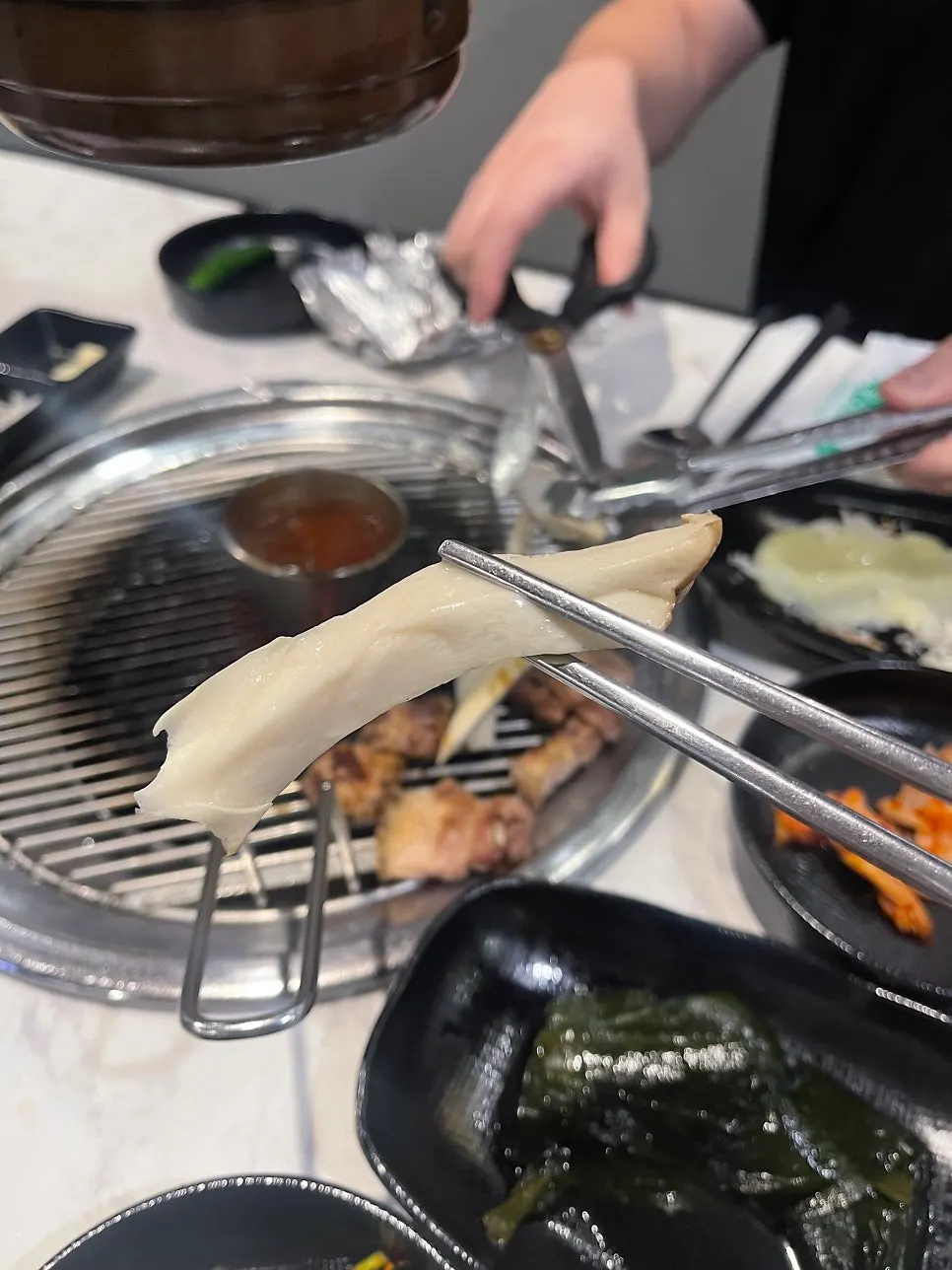호일에 싸여 나온 구운 버섯