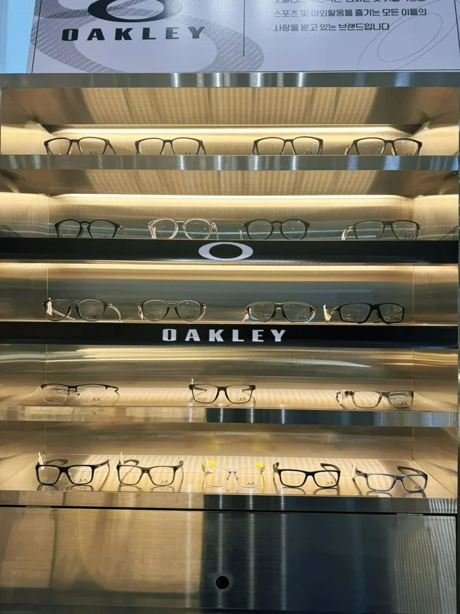 Display of Oakley and other brand goggles