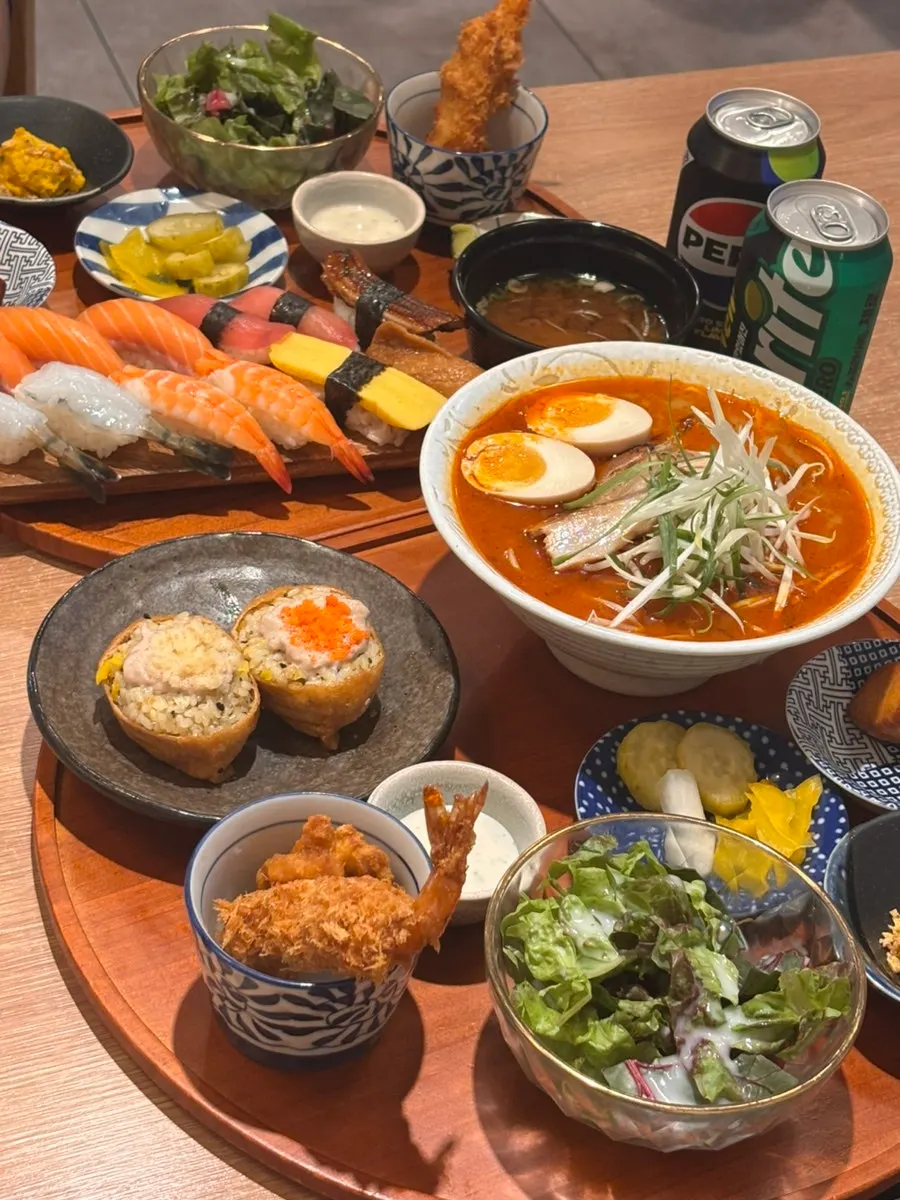 상다리 부러지게 차려진 후쿠오카 커플 2인 세트