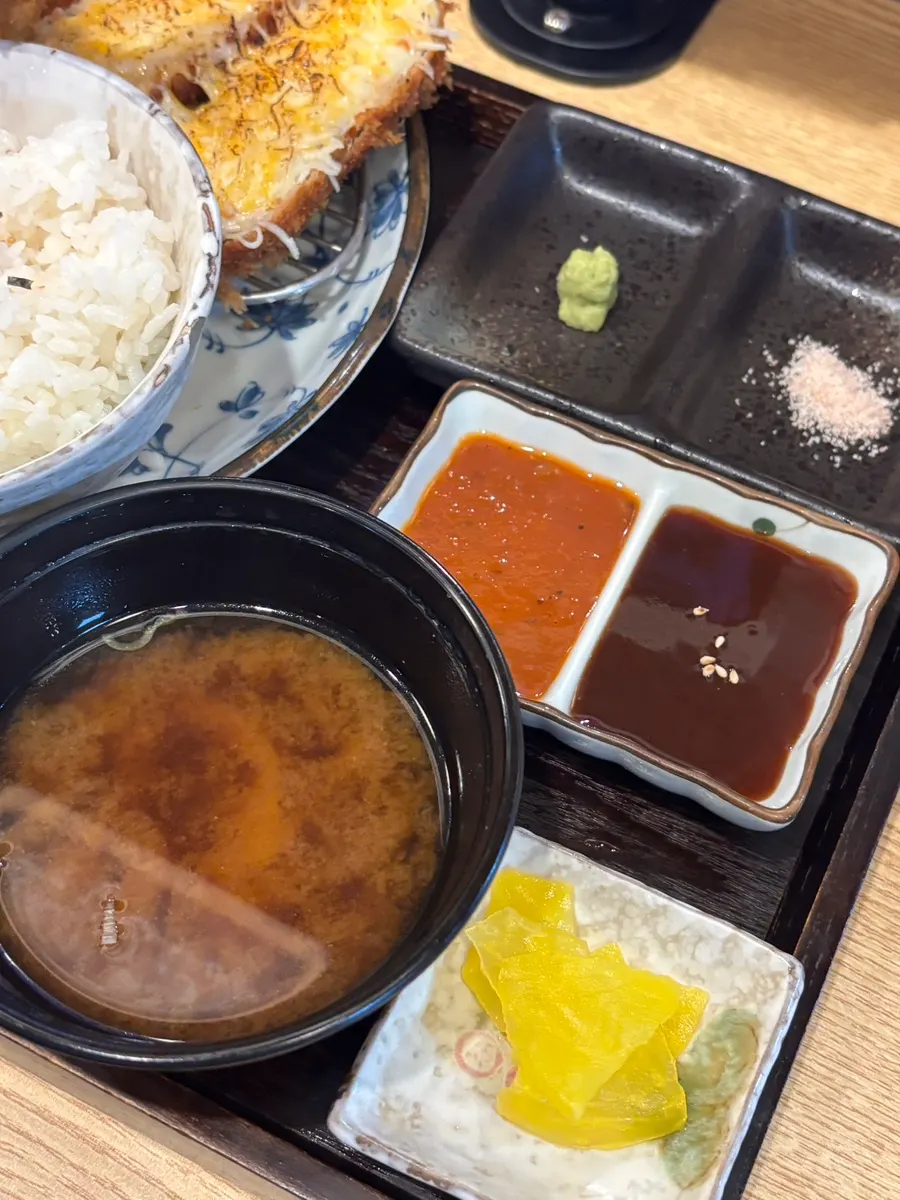 Spicy sauce and tonkatsu sauce