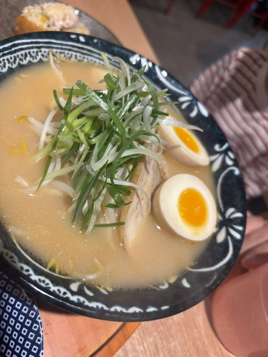 A bowl of rich-broth Fukuoka-style ramen