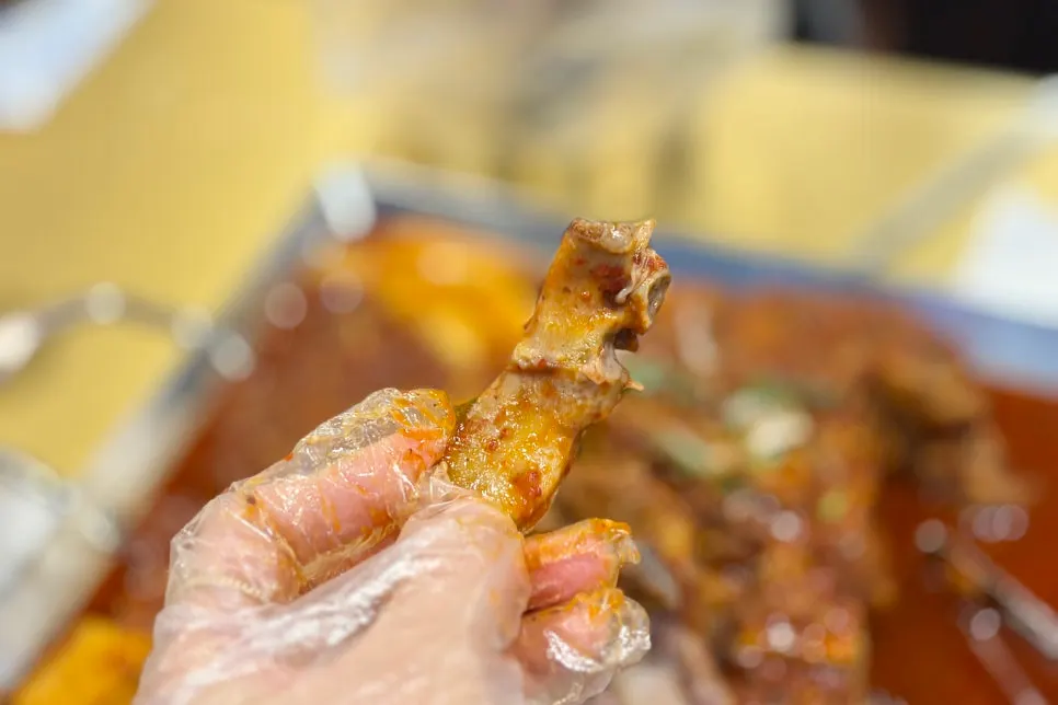 부드러운 살코기가 붙은 뼈찜
