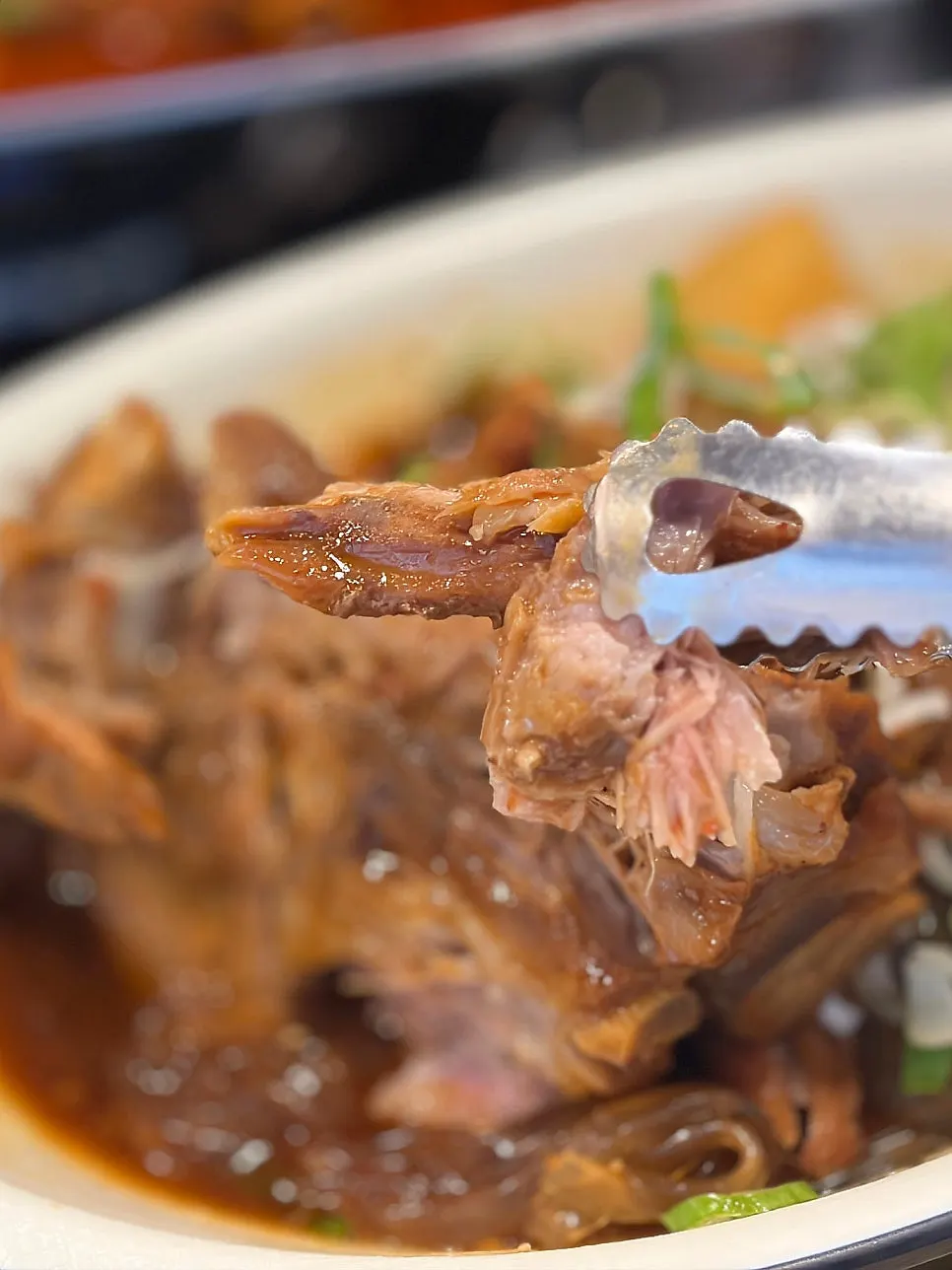 단짠 양념의 궁중뼈찜 한 그릇