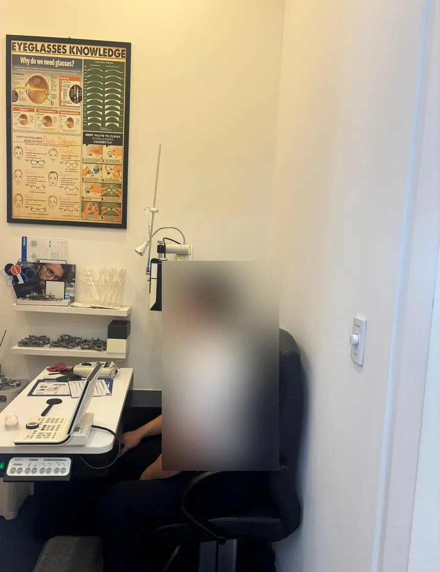Custom glasses consultation for severe myopia