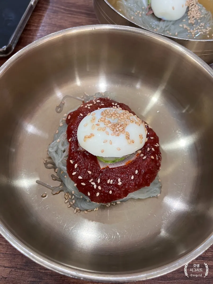 Post-meal naengmyeon included in the set