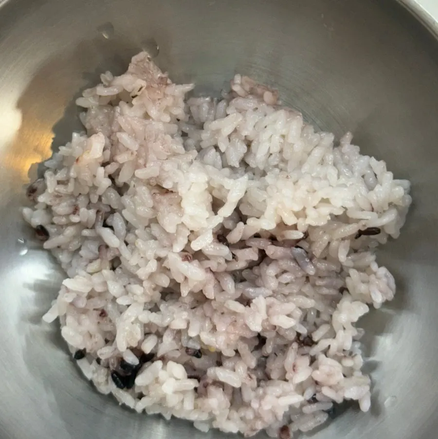 흰밥이 아닌 대접밥