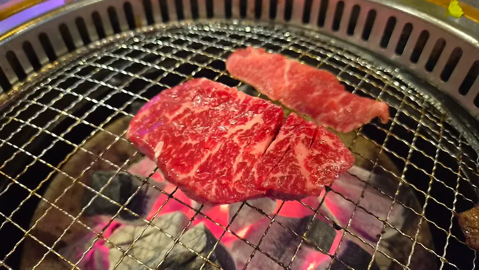 십년한우실비집 인덕원 동편마을점 한우 상차림 대표 이미지