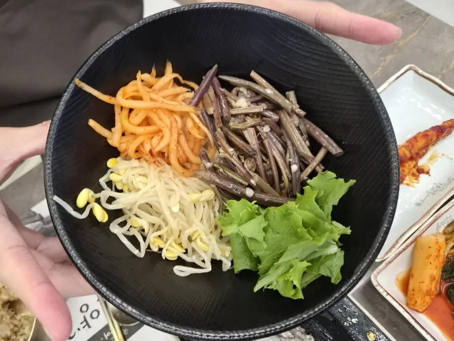 간장에 찍어 먹는 고등어구이
