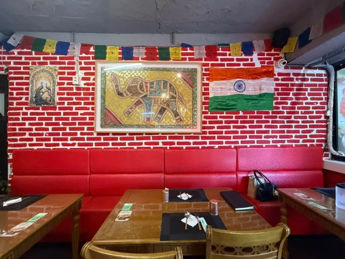 The dining hall atmosphere at India Darbar