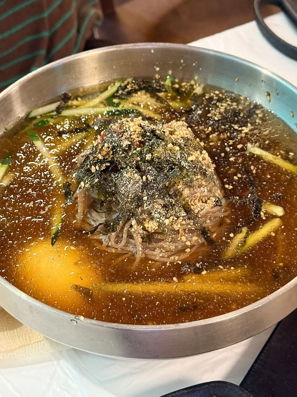 A bowl of water makguksu from Goshine Donghae