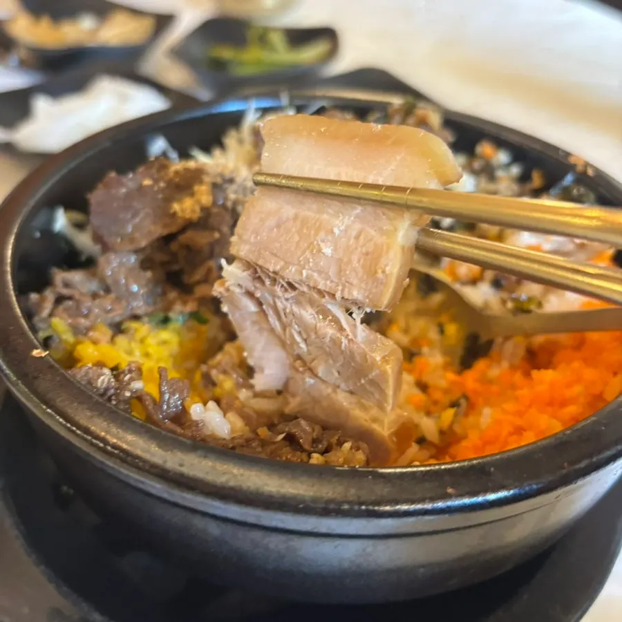 세트 구성 반찬과 기본 상차림