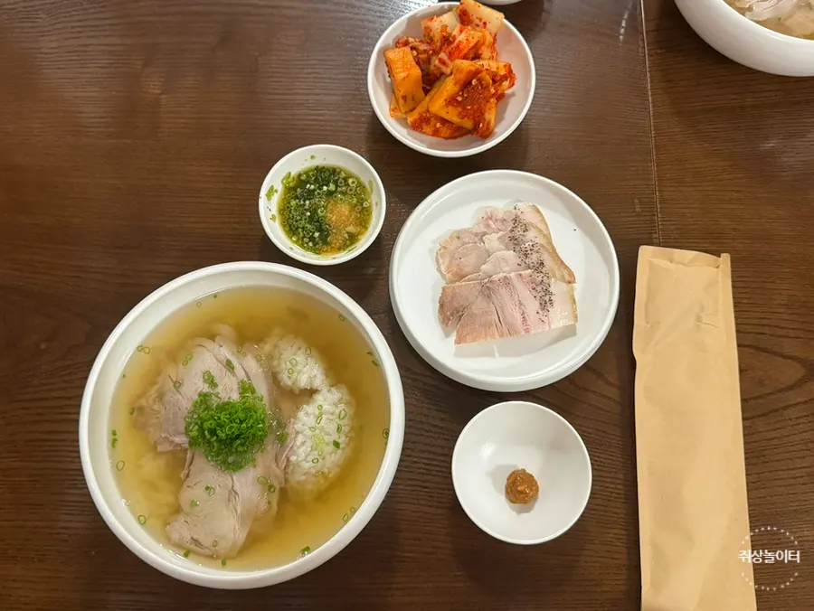 테이블 QR코드로 주문한 월하동 세트