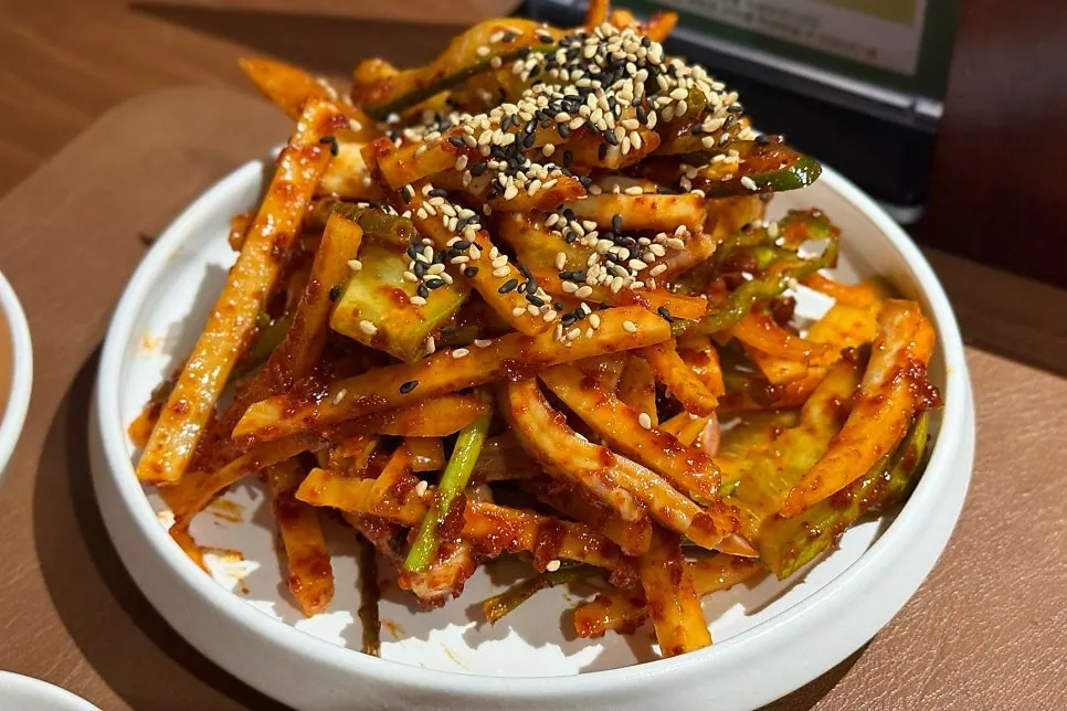 고슬고슬한 밥과 곰탕