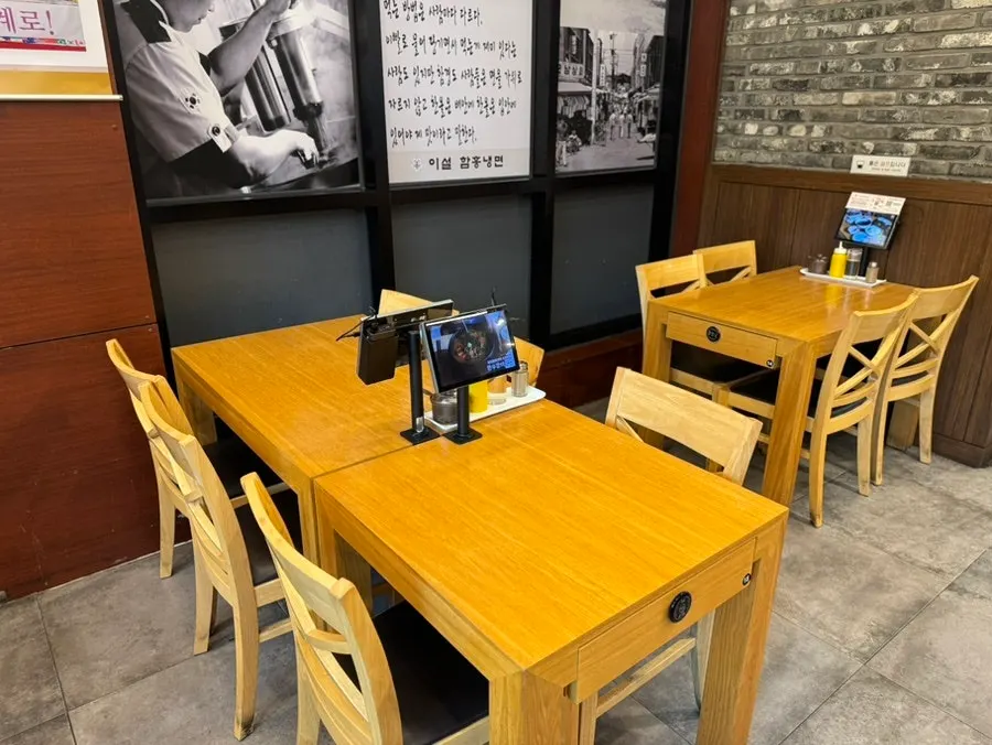 First-floor seating with roomy tables
