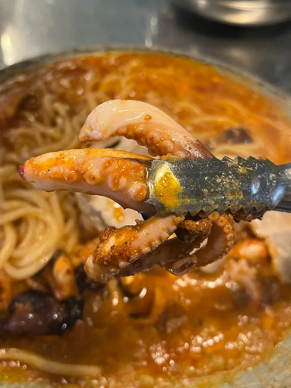 오동통하게 익은 쭈꾸미 한 점