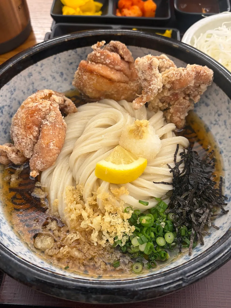 Ten bukkake udon served with tsuyu