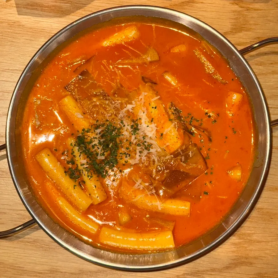 Rosé tteokbokki at Raymond Isu Branch