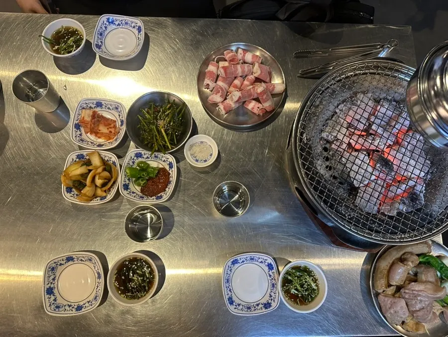 양과 대창, 우삼겹으로 구성된 모둠 3인분 생고기