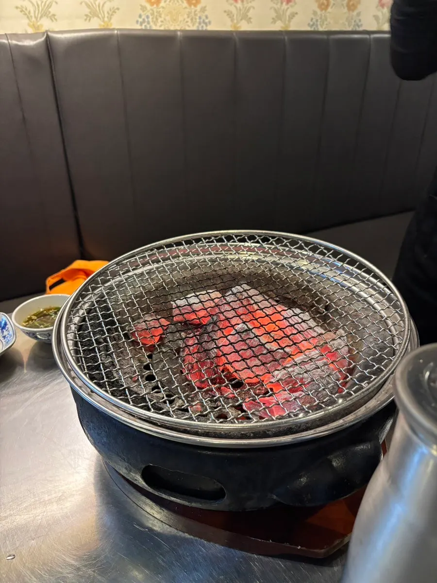 참숯 위에서 구워지는 양대창