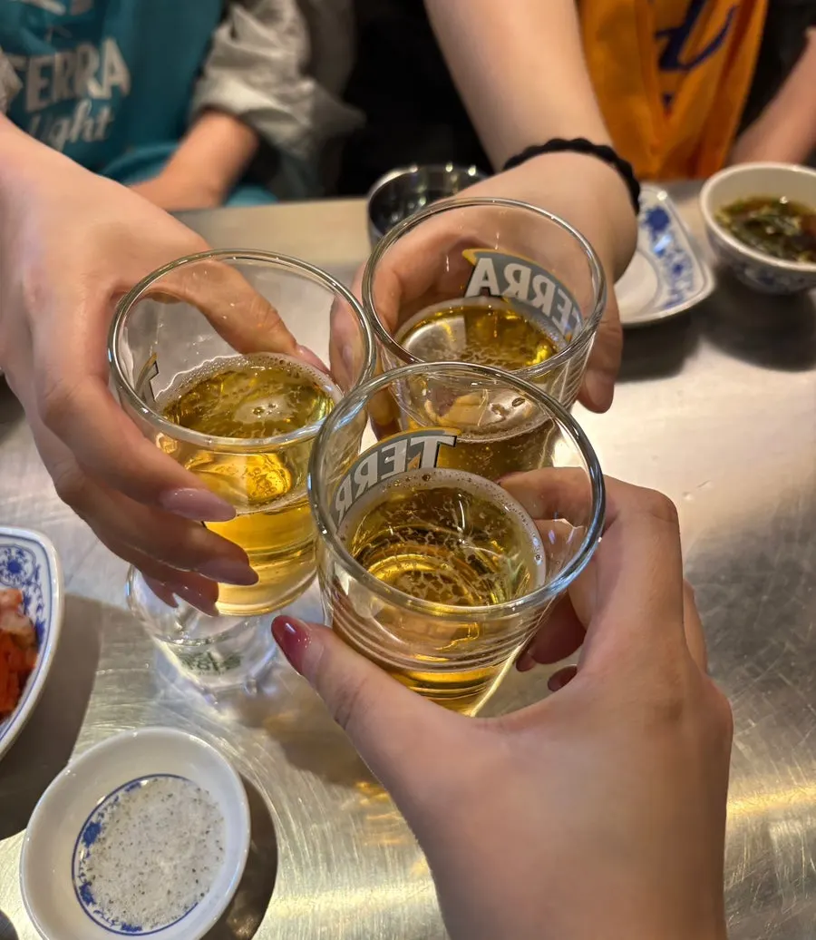 노릇하게 익어가는 백호양대창 고기