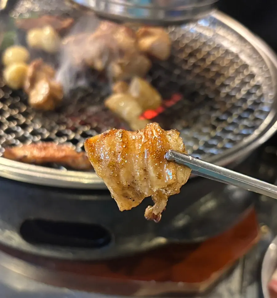 구워진 막창 클로즈업
