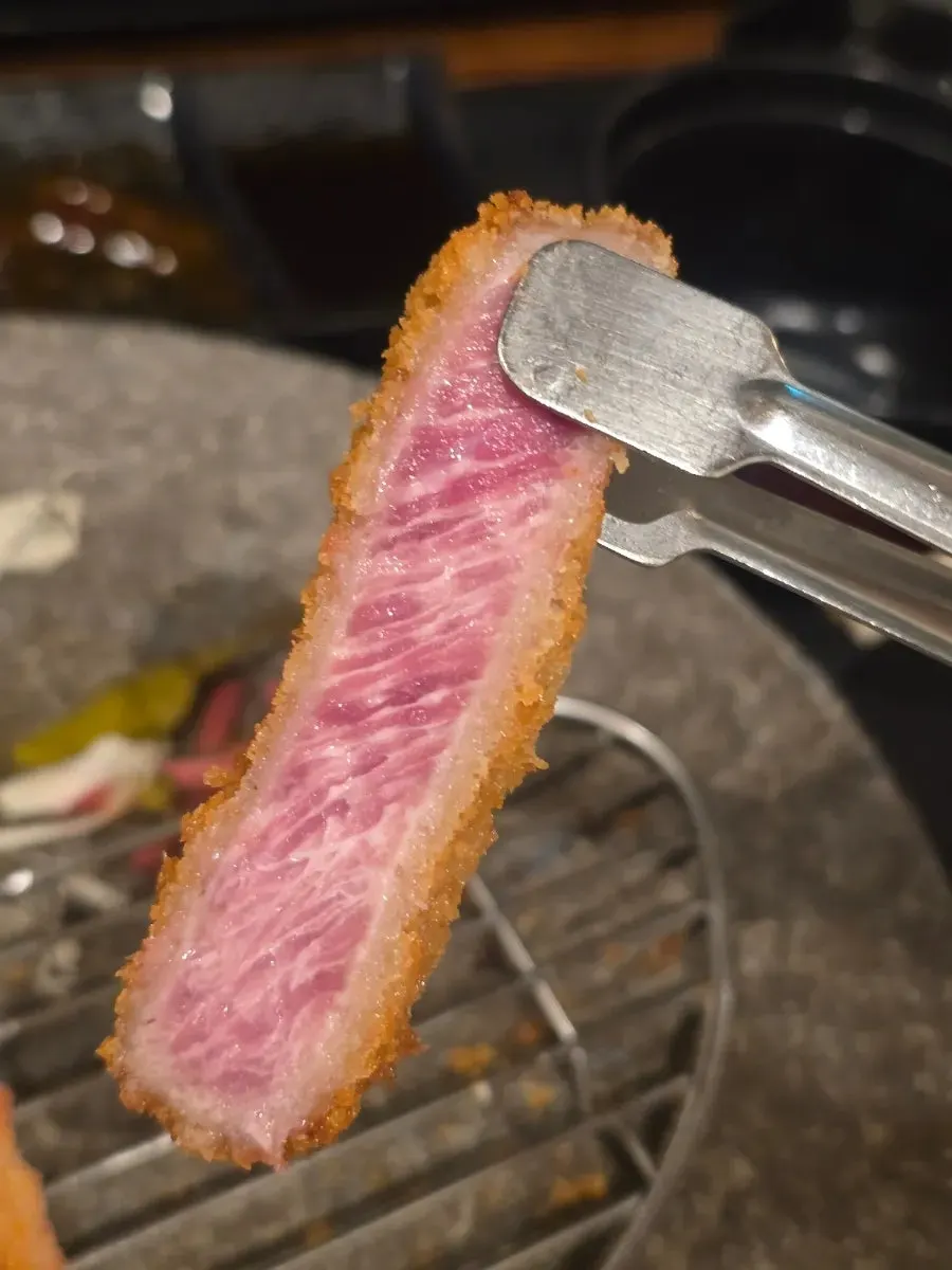 후라토식당 규카츠 상차림 근접 사진