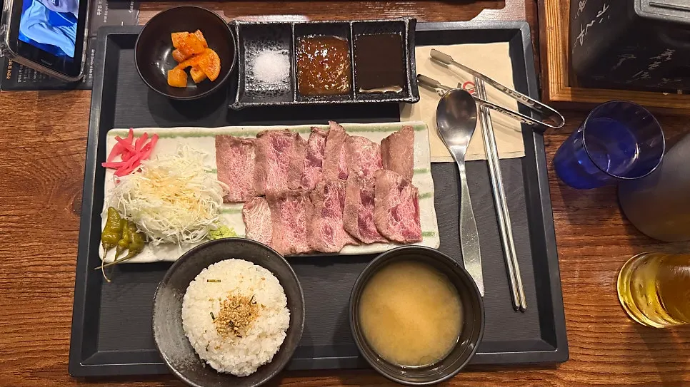 Steki set served seared rare