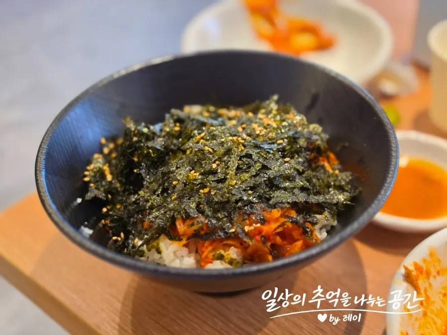 남은 국물에 볶는 감자탕 볶음밥