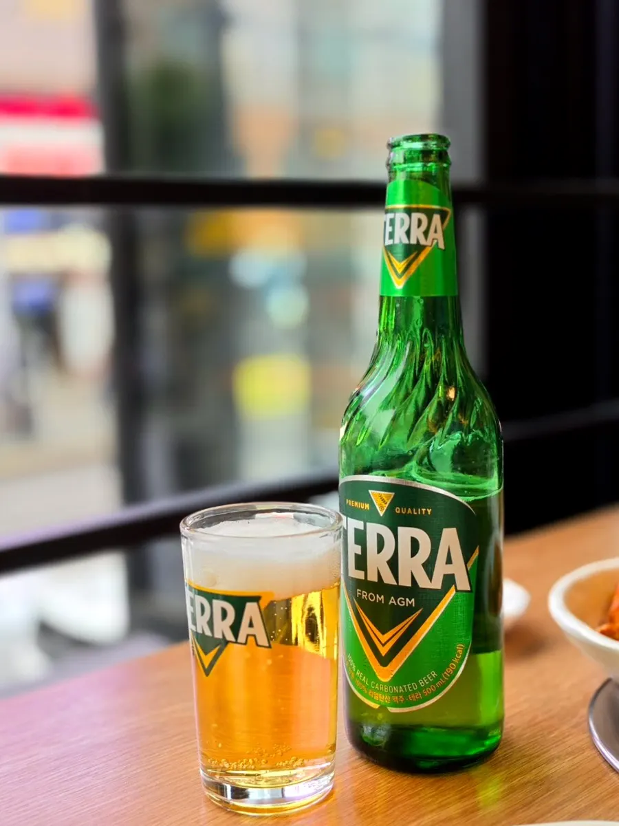 테라스에서 마신 맥주 한 잔