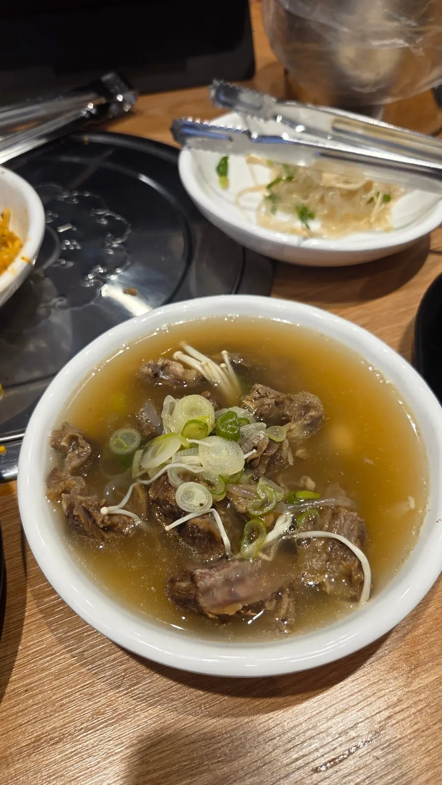 4피스로 나온 고기왕만두