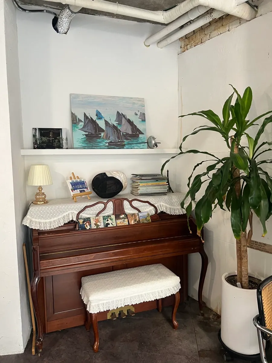 Interior atmosphere at Ongfleur