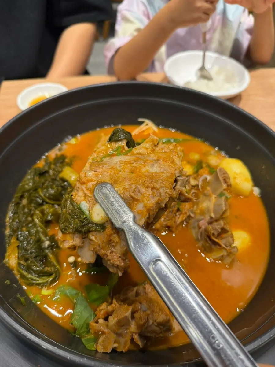 Gamjatang broth simmering