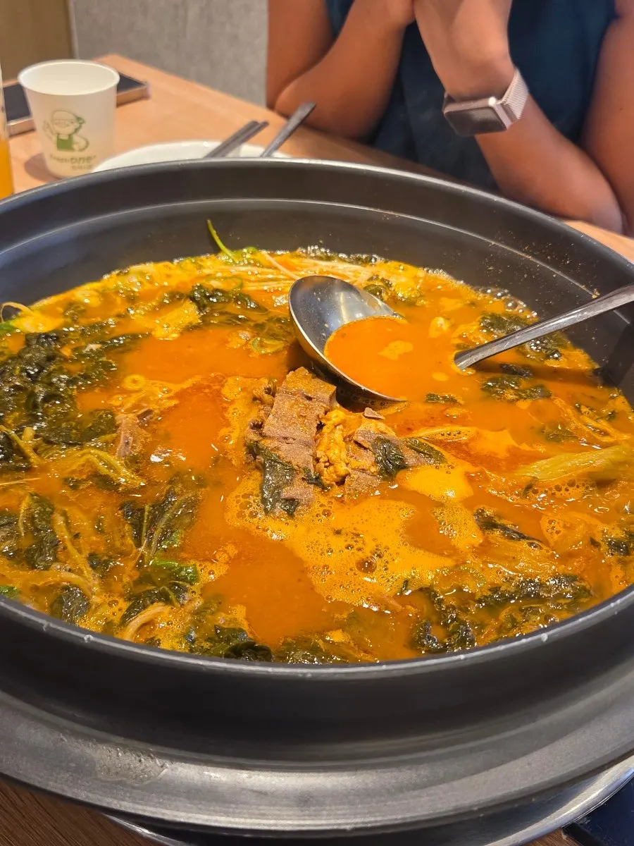 Warm bowl of rice served alongside the gamjatang
