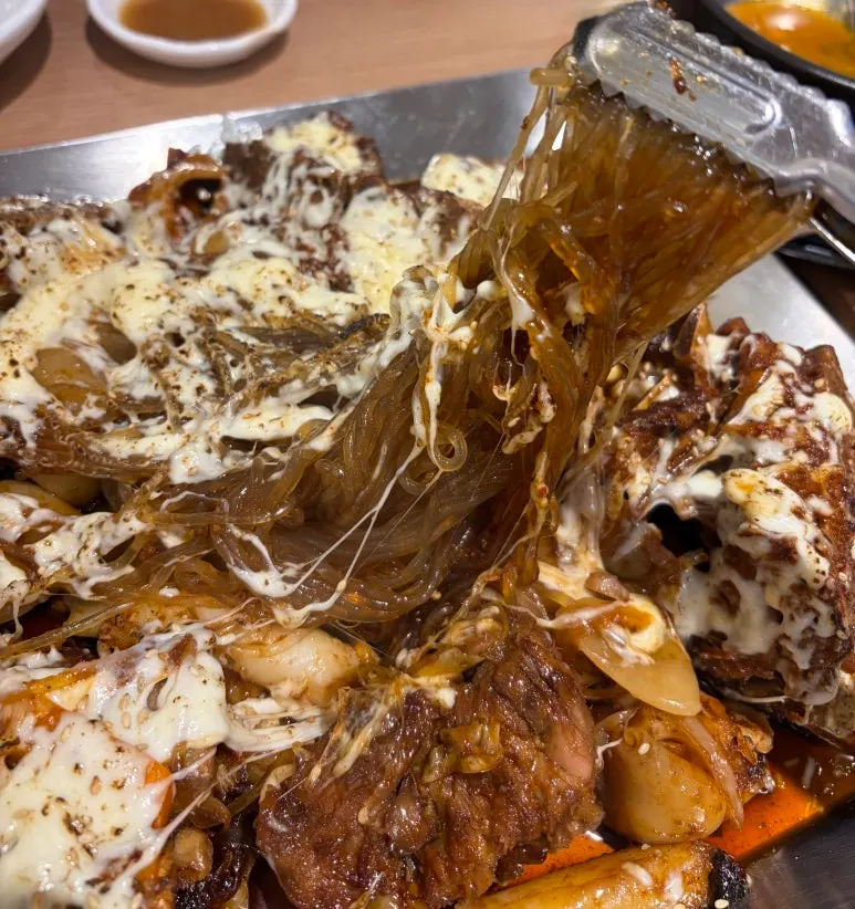 Large braised pork bones with plenty of meat attached