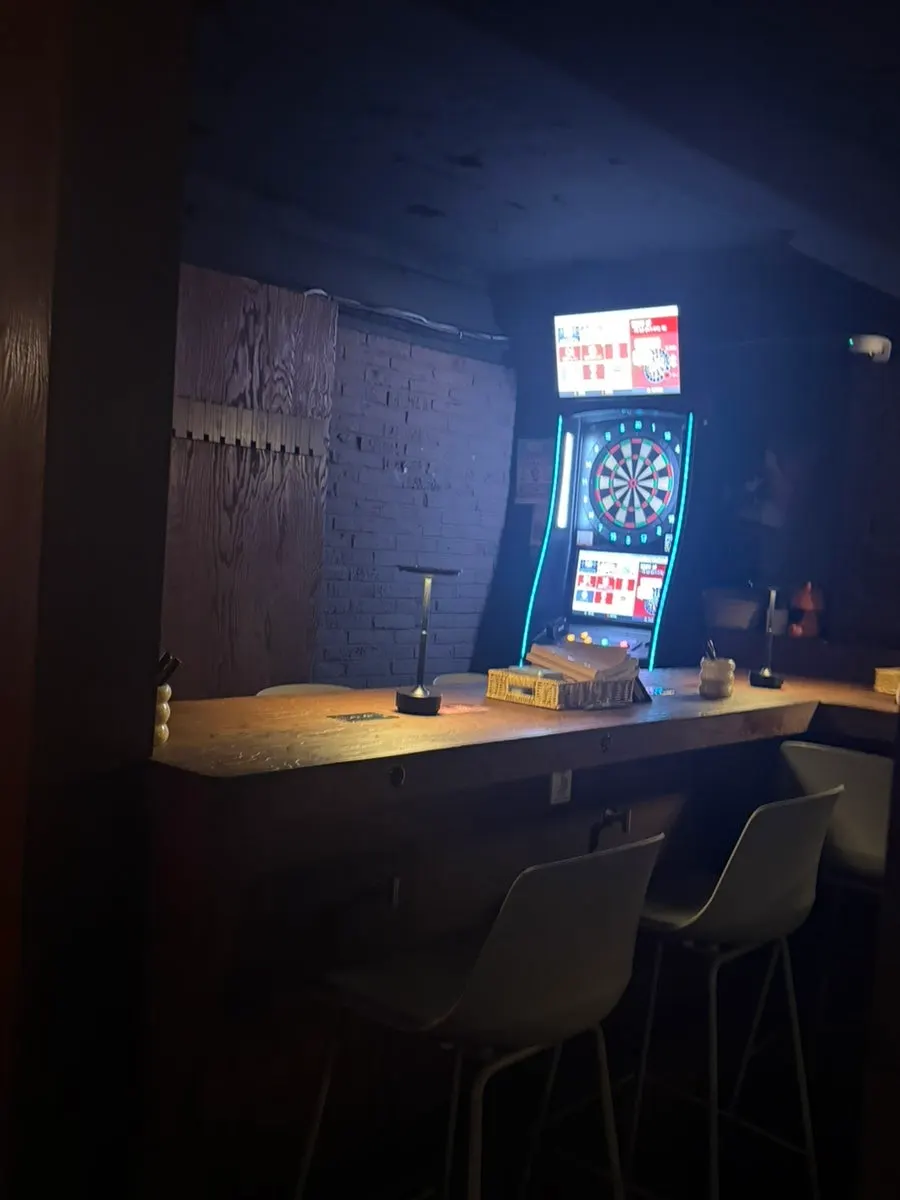 Bar seat good for chatting with the next table