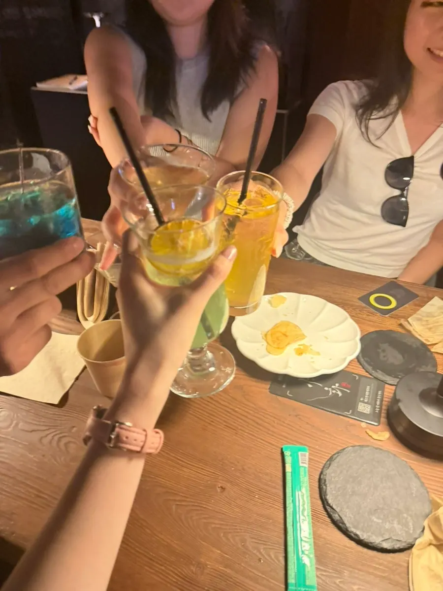 An extra fruity cocktail order