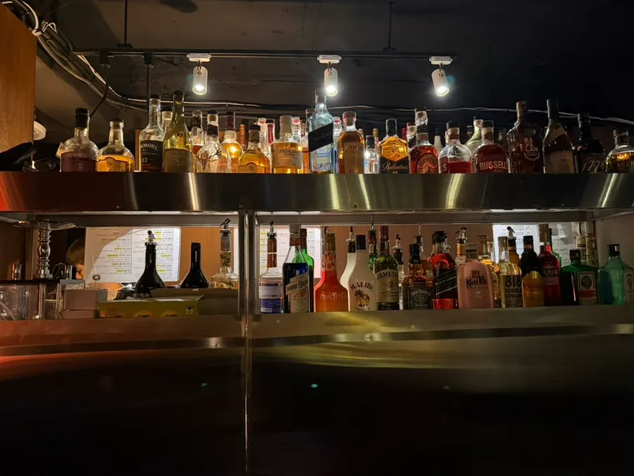 Seating inside Yahwa Honsul Bar Seoul Itaewon Branch
