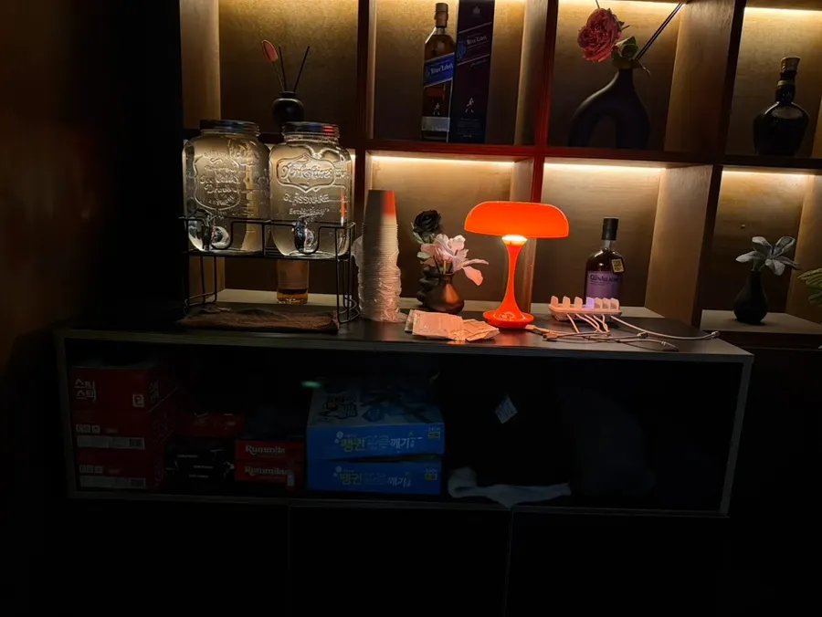 Mouthwash, floss, and hair ties among the amenities