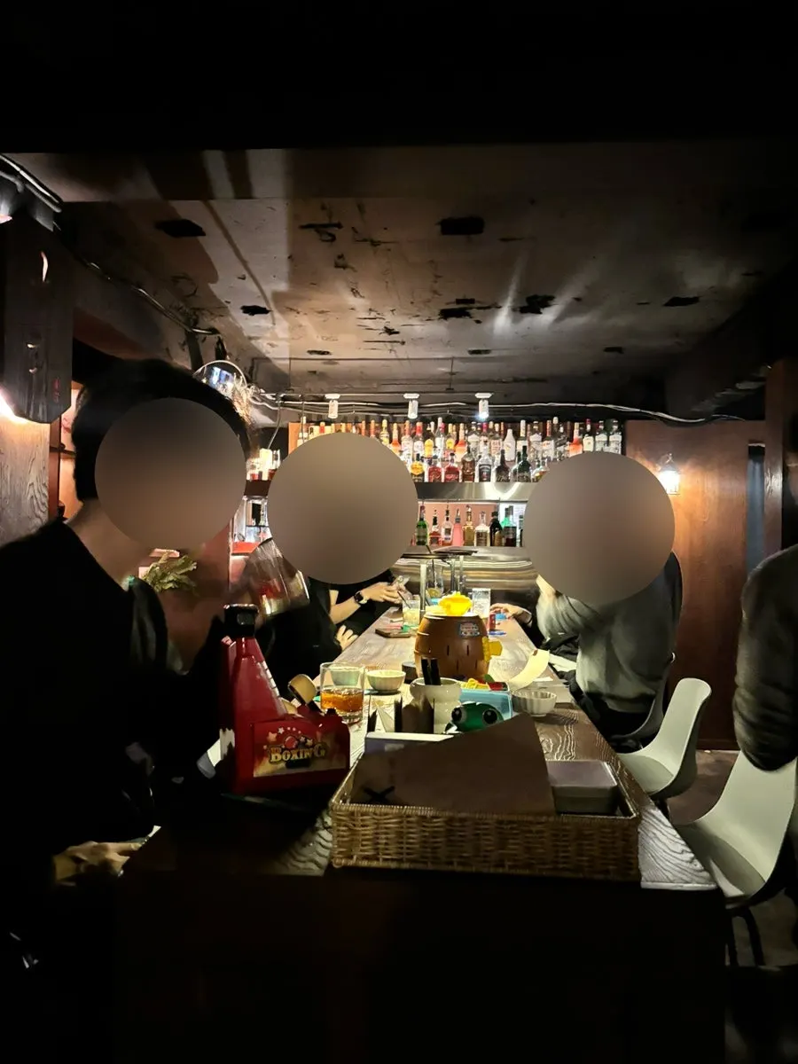 Yahwa Itaewon branch floor packed on Saturday evening
