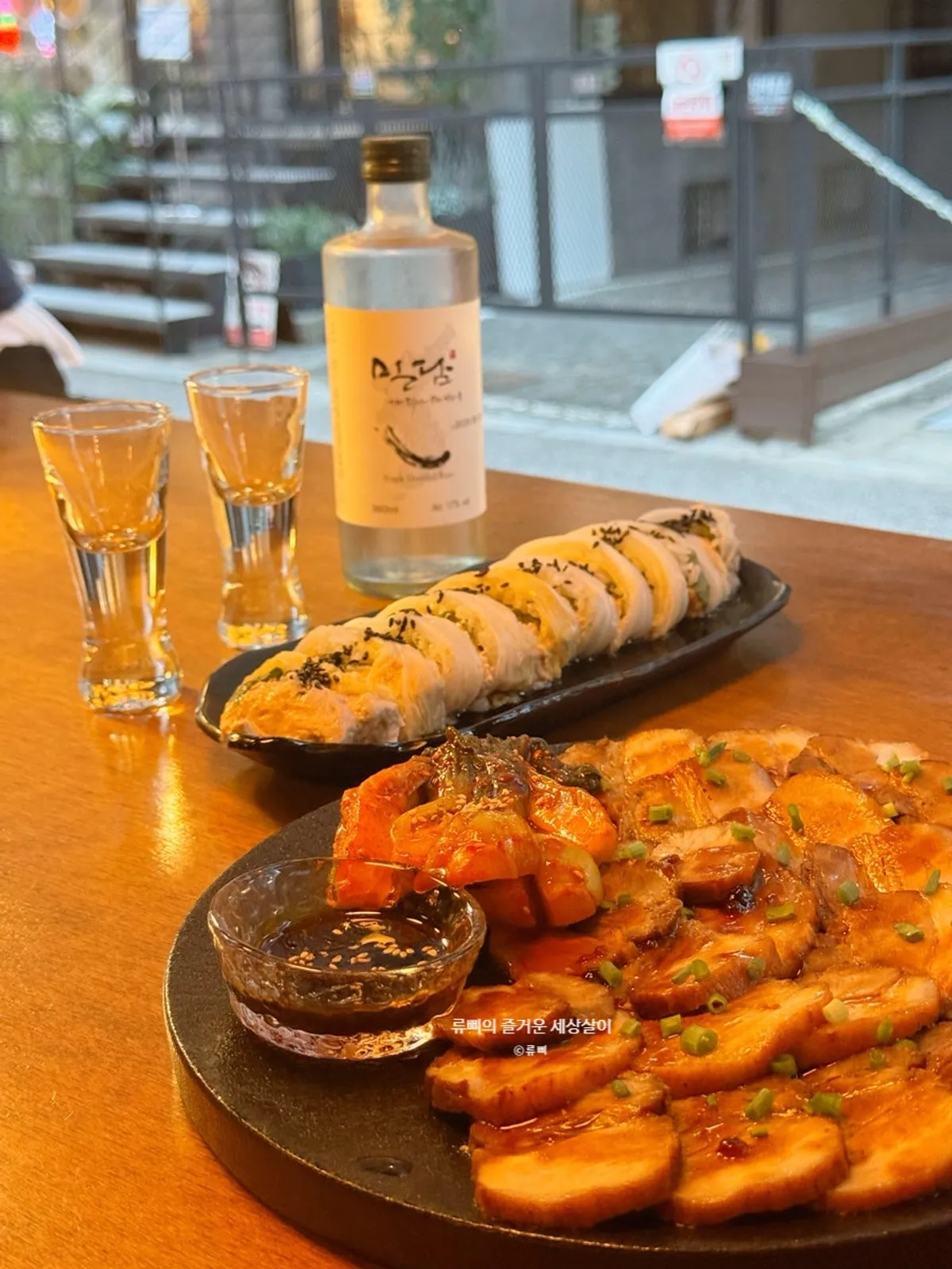 Sommelier-recommended traditional rice wine pairing guide and bottles