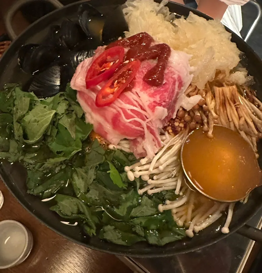Spicy numbing hotpot with bangaip leaves and beef brisket