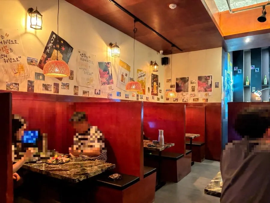 Neatly arranged table seating at Ito
