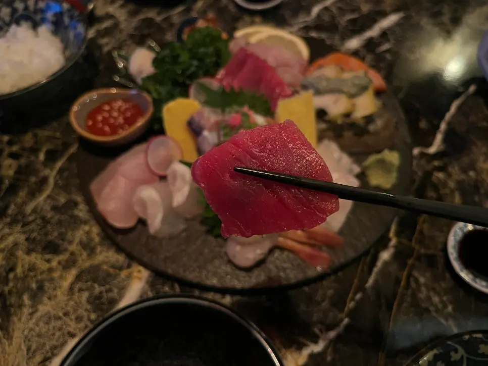 Table with both nabe and sashimi set together