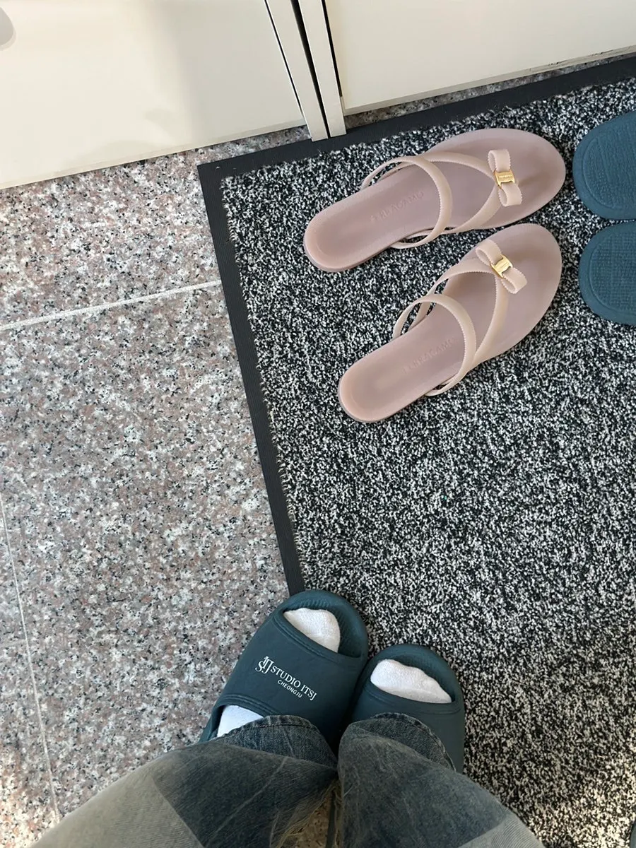 층마다 나뉜 관리 공간 내부