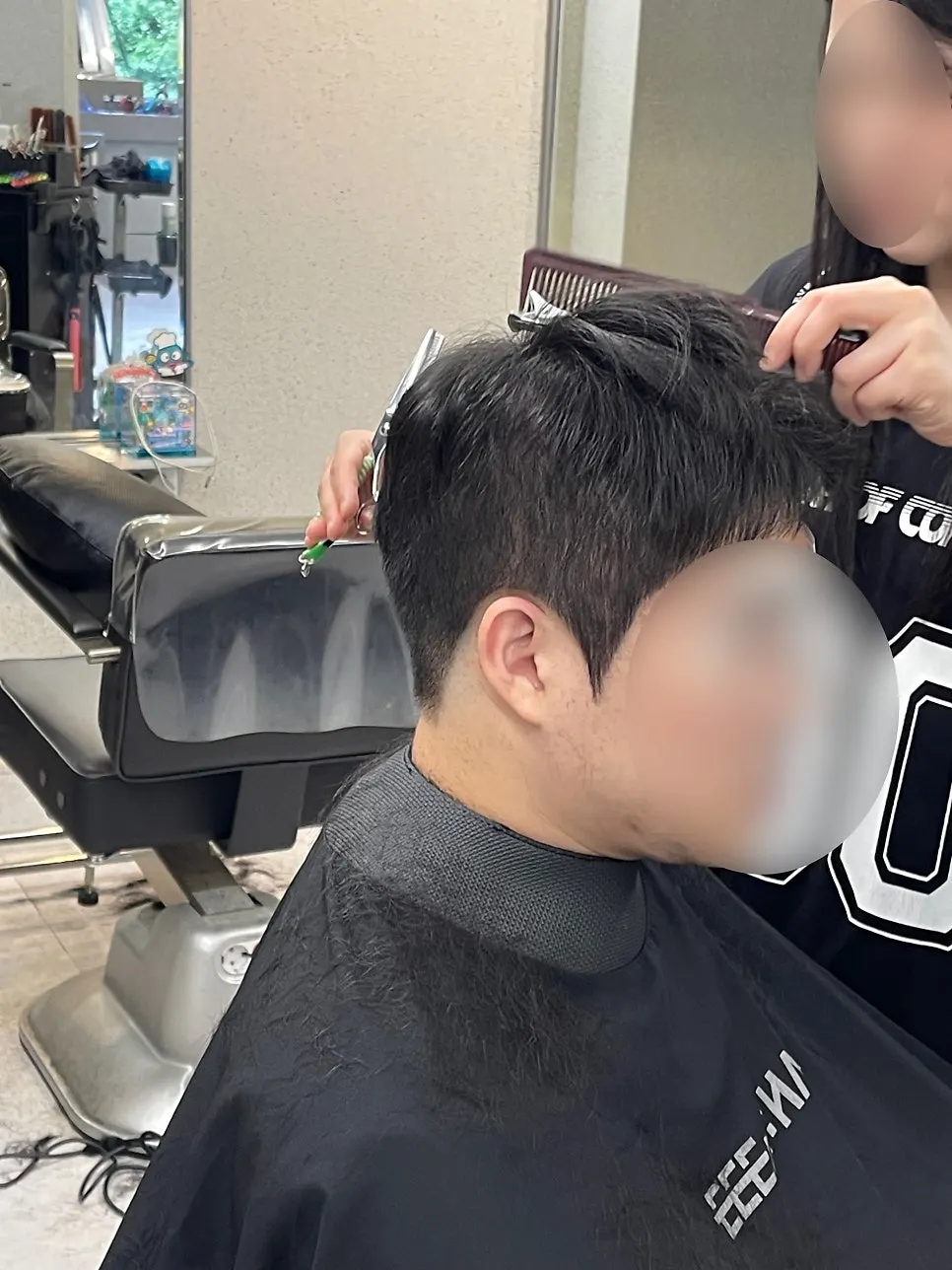 드롭컷 마무리 단계의 커트 장면