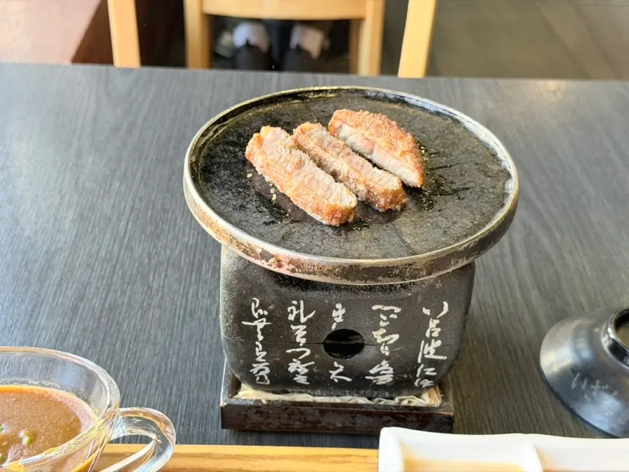 Full gyukatsu set meal spread