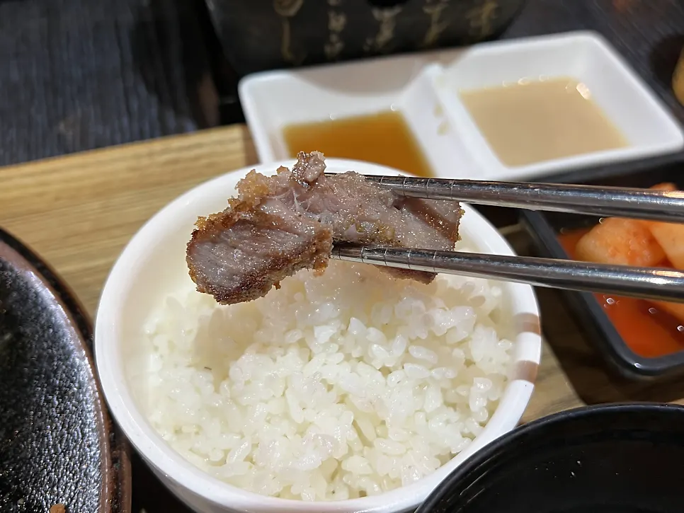 Gyukatsu served with wasabi and special sauce