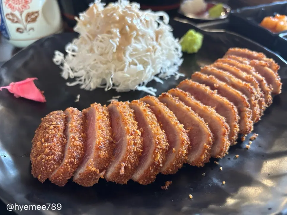 Table set with two gyukatsu set meals for the set-for-two